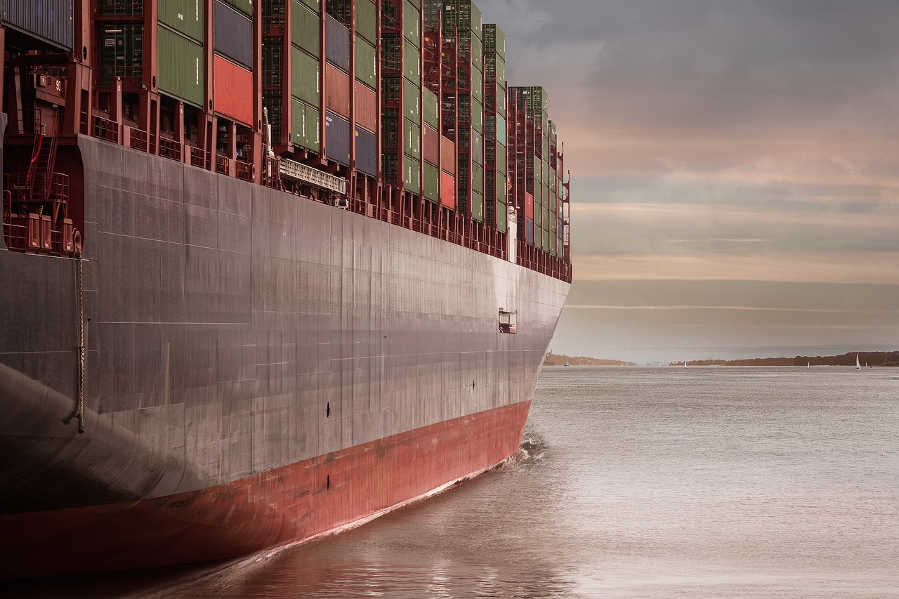 how-does-international-container-shipping-work-7-things-to-know